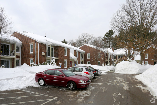 Building Photo - Canton Village