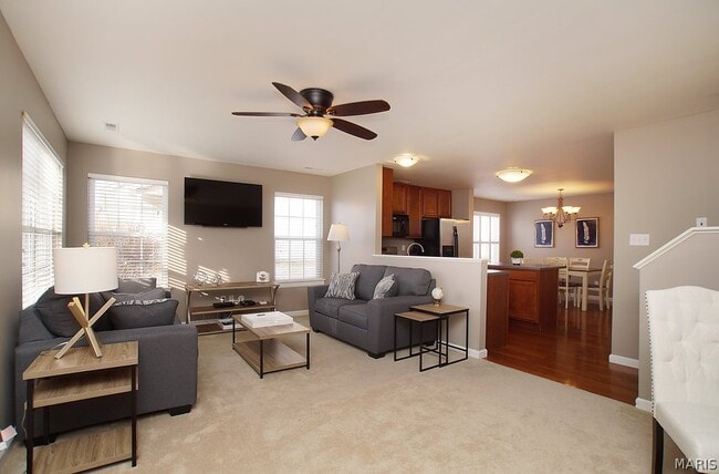 Building Photo - 307 Shady Rock Ln