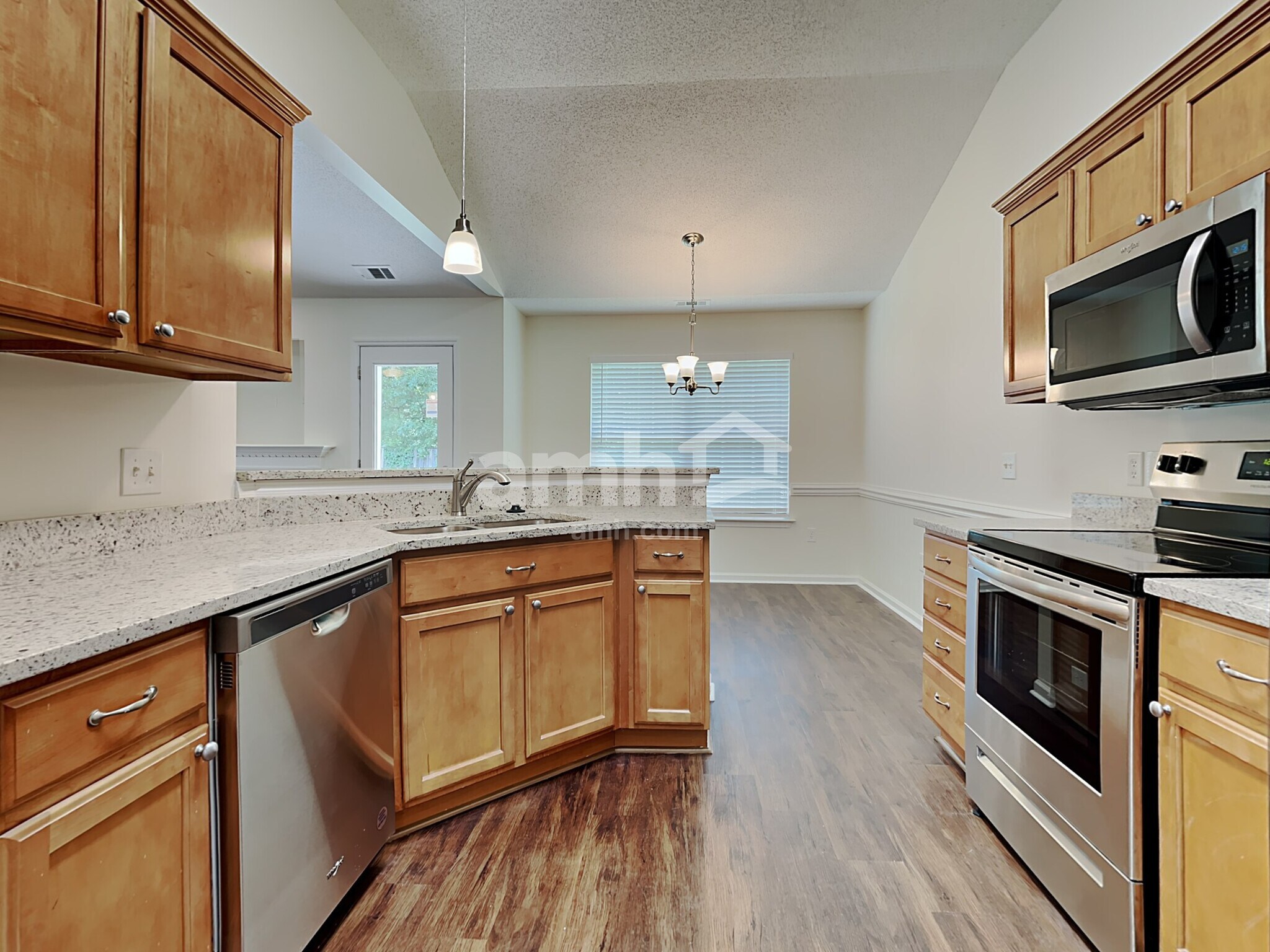 Building Photo - 362 Stonebridge Cir
