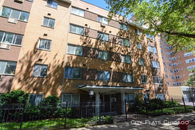 Primary Photo - 850 W Margate Terrace