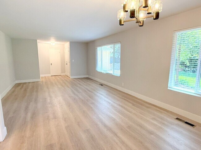 Building Photo - 2690 Danville Blvd