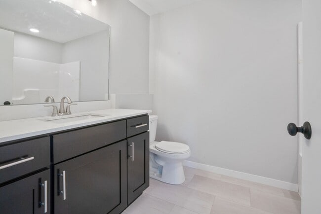 Building Photo - Clear Lake Condos - Now Offering Frist Mon...