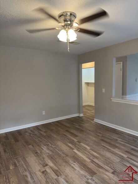 Building Photo - 4380 Delashmitt Rd