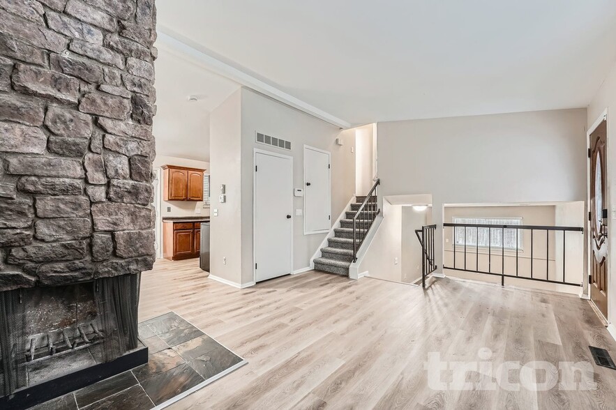 Building Photo - 3974 S Richfield St