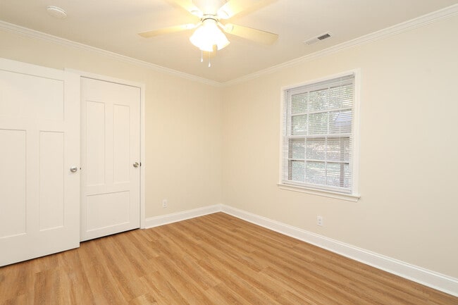 Building Photo - 937 Green Cir Dr