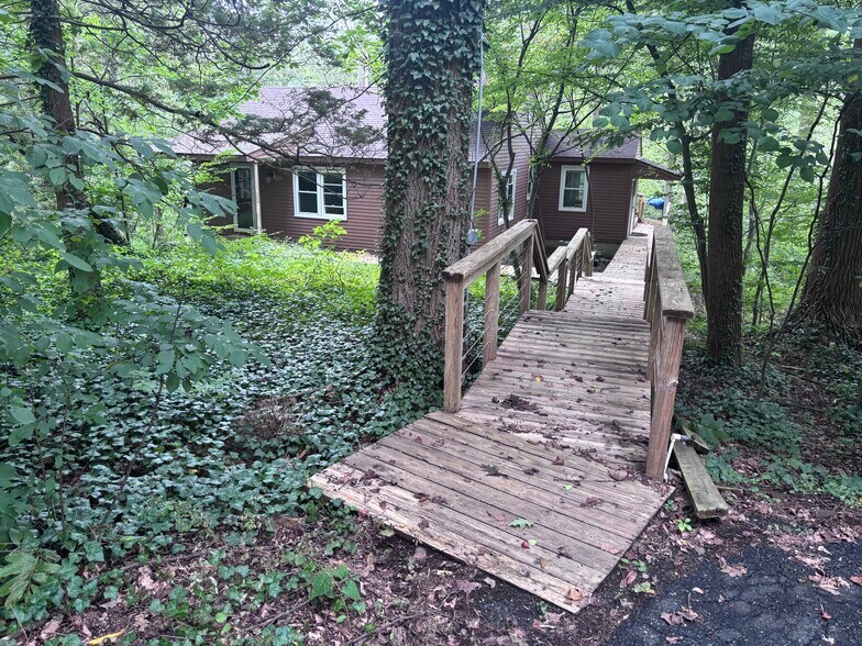 Deck from Paved Parking Area to House - 10936 Raphel Rd