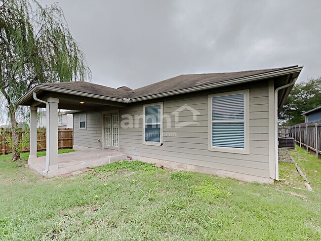 Building Photo - 4124 Wensledale Dr