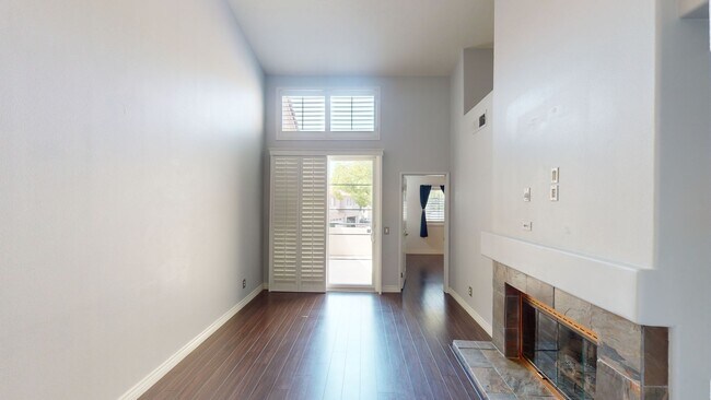 Building Photo - Beautiful 2 Bedroom Home in Windsong