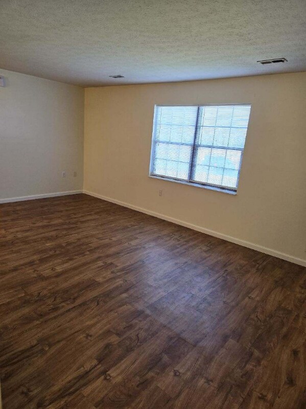 Building Photo - 24 Scioto Dr