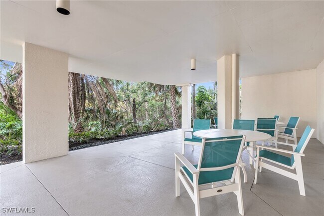 Building Photo - 5550 Heron Point Dr