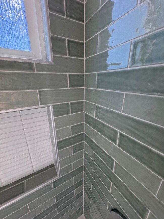 Building Photo - 6170 Briercrest Ave