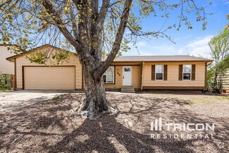 Building Photo - 2725 Clarendon Dr