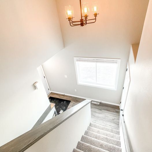 Building Photo - 243 Divide Dr