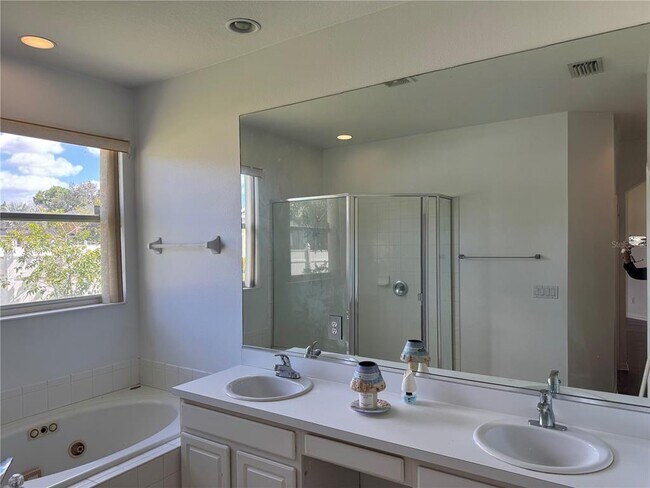 Building Photo - 4269 Heirloom Rose Pl