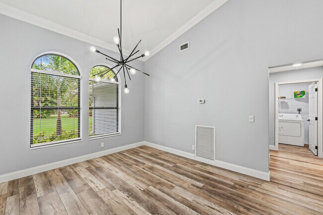 Building Photo - 15833 118th Terrace N