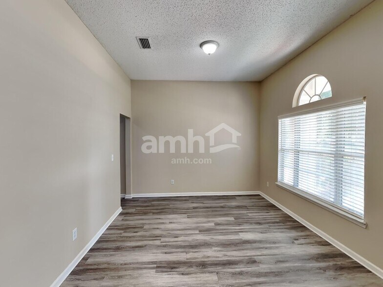 Building Photo - 14088 Ridgewick Dr