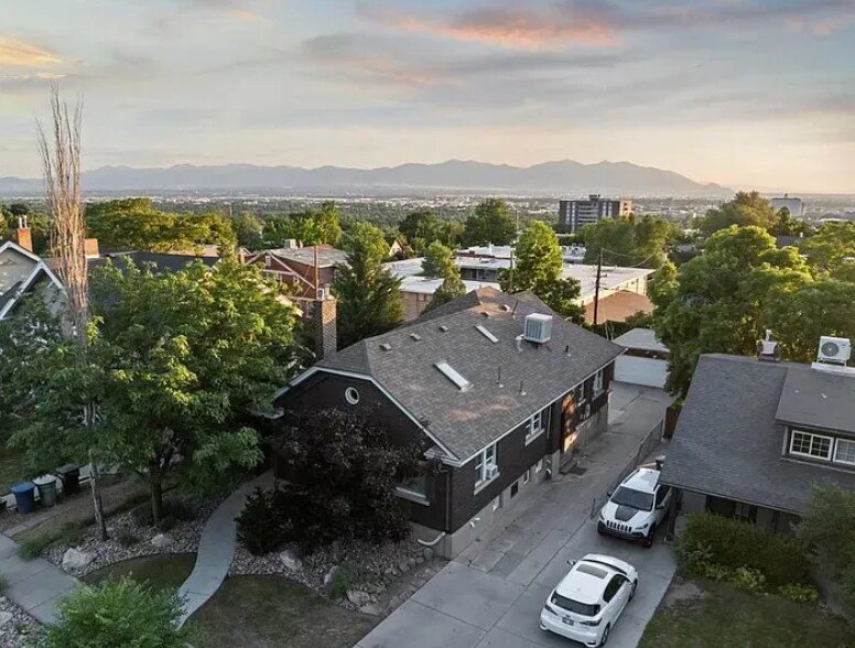 Building Photo - 460 S 1200 E