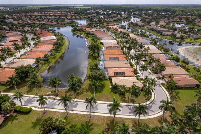 Building Photo - ** REFLECTION LAKES ** 4 BED / 2 BATH - POOL HOME - UNFURNISHED - ANNUAL RENTAL