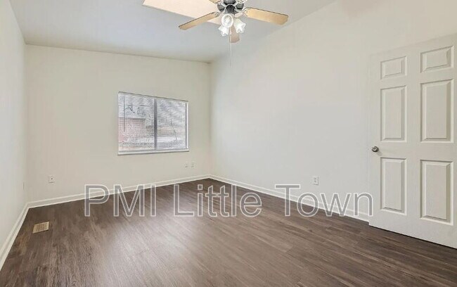 Building Photo - 256 W Jefferson Ave