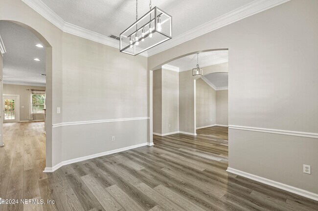 Building Photo - 1892 Vista Lakes Dr