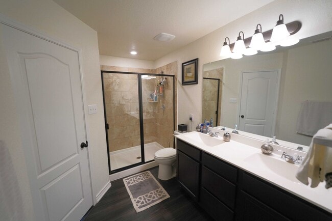 Building Photo - Beautiful Home Now Available in Miller Ran...