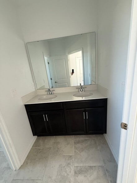 Building Photo - 1656 Cross Prairie Pkwy