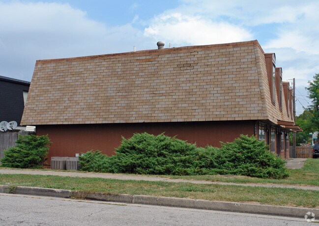 Building Photo - 2853 Snow Rd