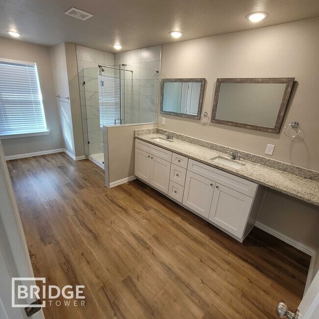 Building Photo - WILLOW PLAN