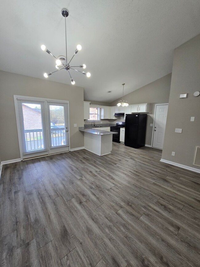 Building Photo - Country Shores Apartments