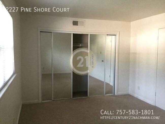 Building Photo - 2227 Pine Shore Ct