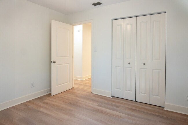 Building Photo - 2781 Grantham Ln