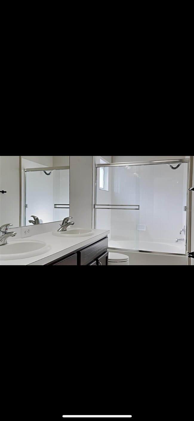 Building Photo - 30831 Midtown Ct