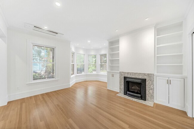 Building Photo - 20 Albion Pl