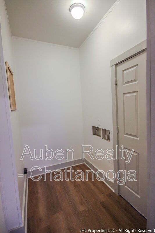 Building Photo - 1203 Peachtree St