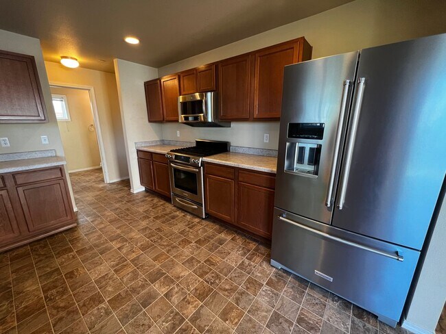 Building Photo - Dupont 3 bedroom Home for Rent