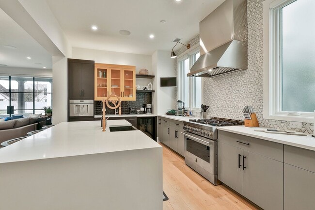 Building Photo - Modern Luxury Estate with Rooftop Deck in ...