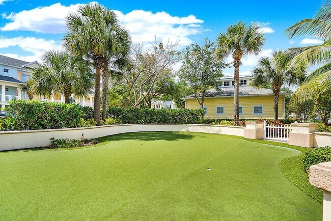 Building Photo - 276 Murcia Dr