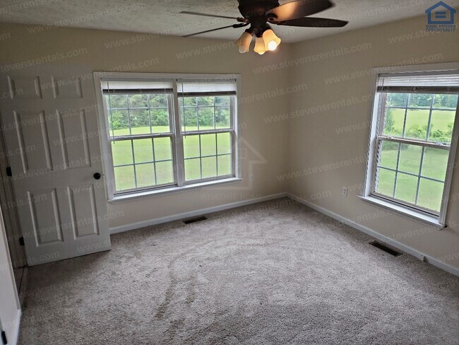 Building Photo - Bright Home, Bright Life
