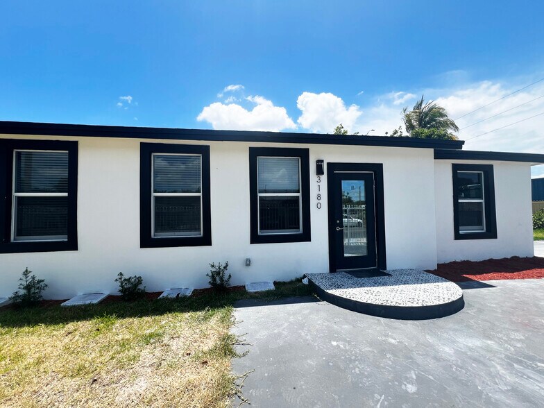 Building Photo - 3180 NW 92nd St