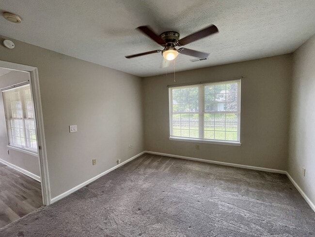 Building Photo - 114 Warner Dr