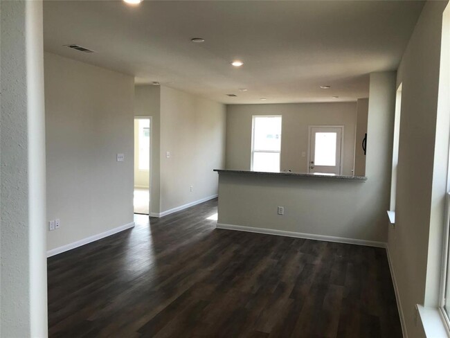 Building Photo - 17915 Grassy Prairie Dr