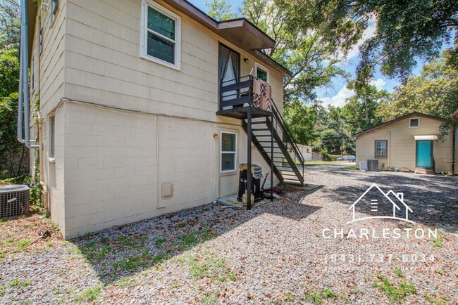 Building Photo - 1833-C Orangeburg St - Available Now