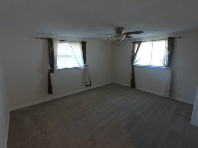 Building Photo - 4063 Prescott St