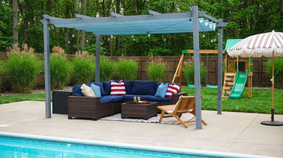 Building Photo - 331 June Ln