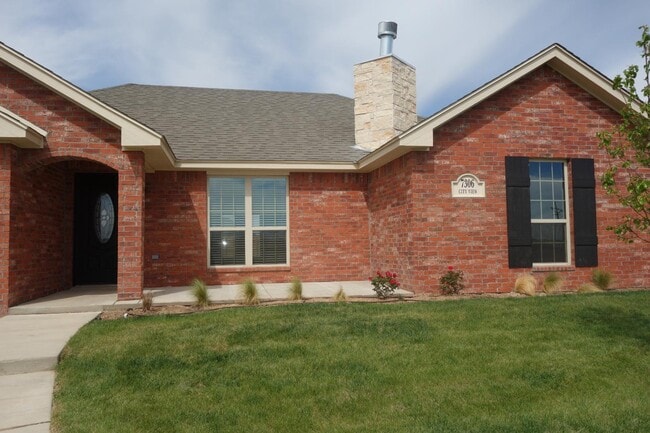 Building Photo - 7306 City View Dr