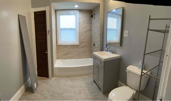 Building Photo - 89 Mosher St