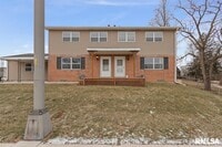 Building Photo - 2020 W Glen Ave