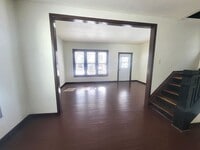 Building Photo - 410 Congress St