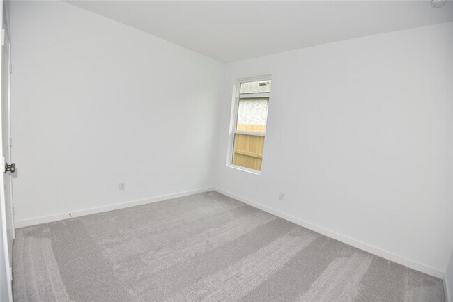 Building Photo - 16542 Mesquite Fld Dr