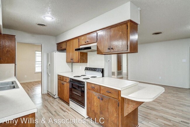 Building Photo - 4 br, 2 bath House - 1130 Alexandria